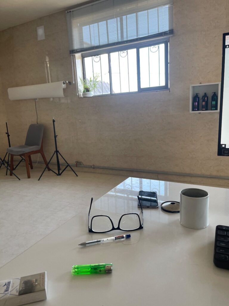تصویر گالری نزنبمبم