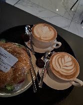 تصویر گالری کافه محنا